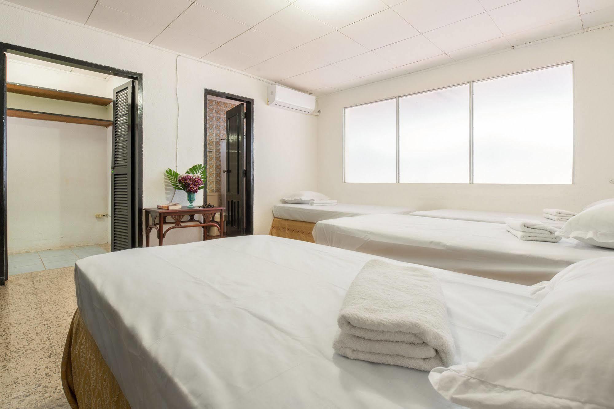 Pandora Hostel Манагуа Екстер'єр фото